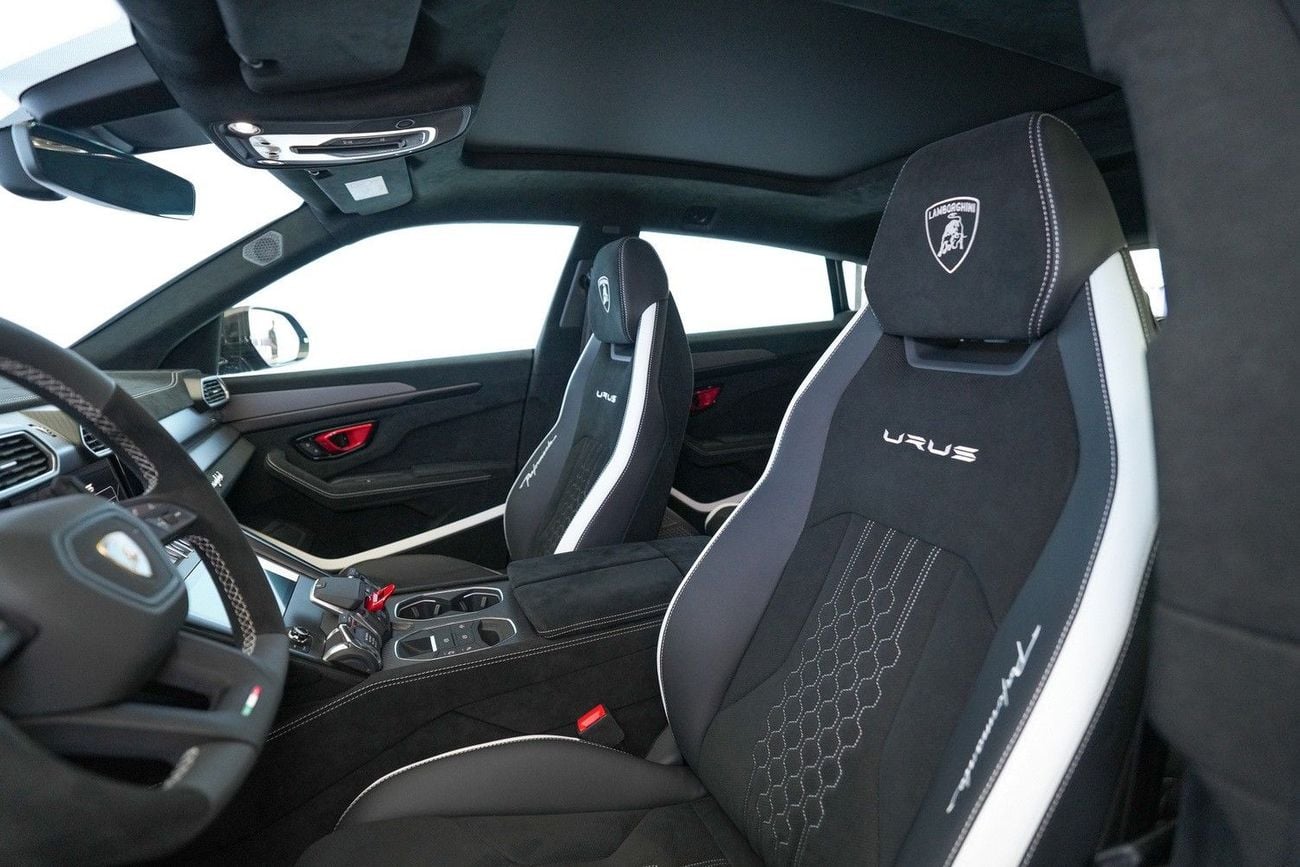 Lamborghini Urus PERFORMANTE