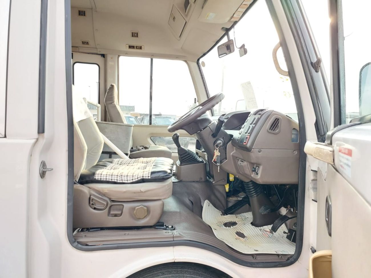 Mitsubishi Rosa MITSUBISHI ROSA BUS RHD 2002 MODEL 4.8 L DIESEL MANUAL(PM00028)