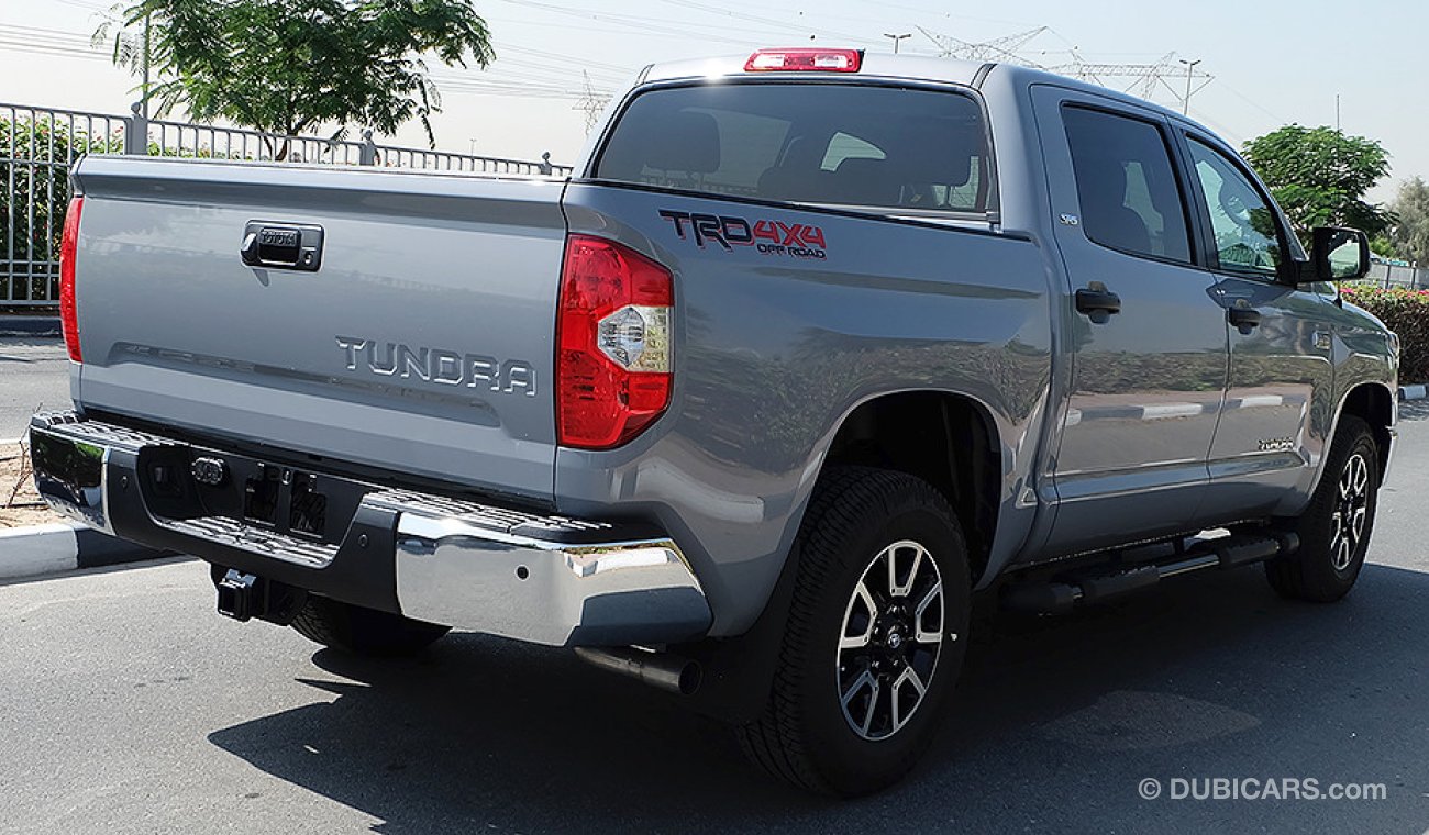 Toyota Tundra 2019 Crewmax SR5, 5.7L V8 4X4, 0km # VAT included