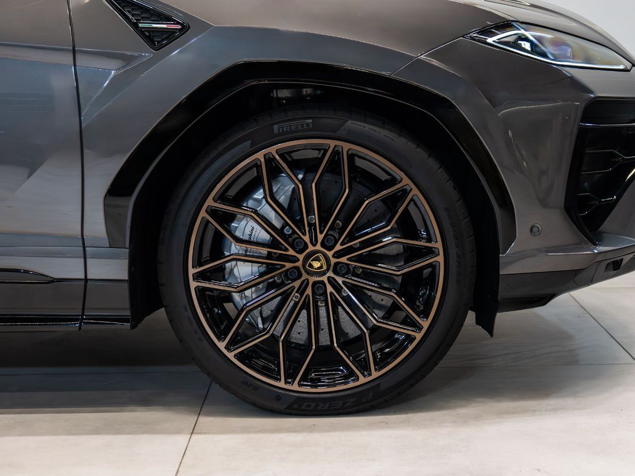 لامبورغيني اوروس SE - 2025 | Brand New | 0 Km | European Specs