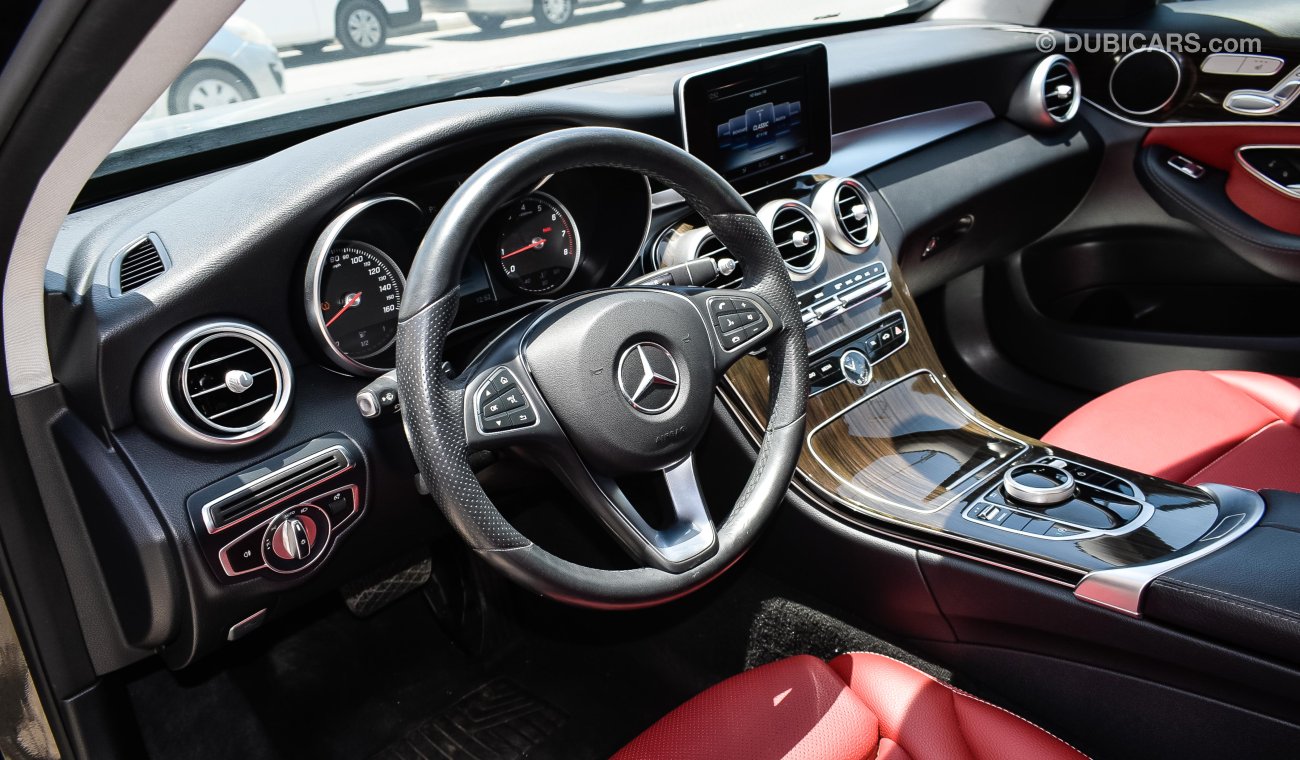 Mercedes-Benz C 300 4Matic