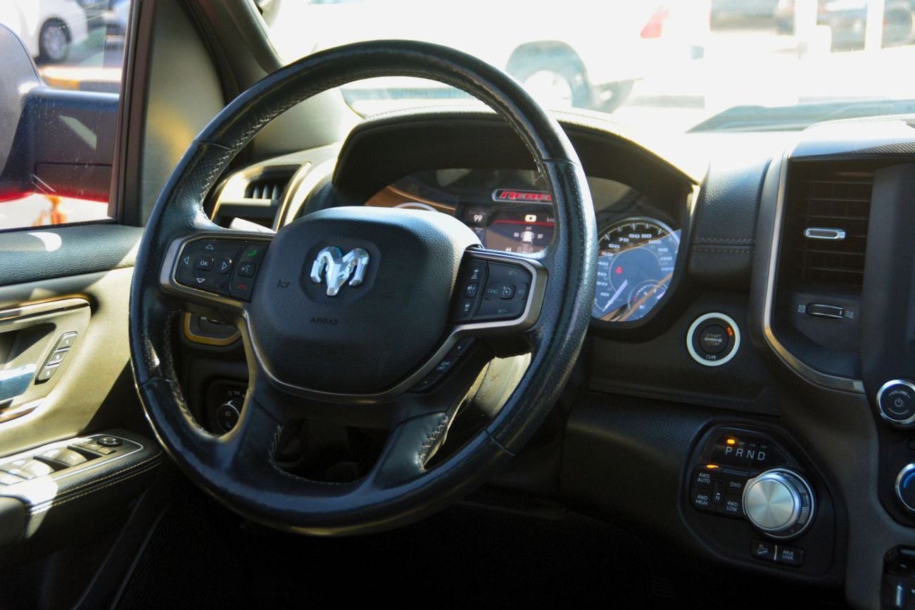 رام 1500 Rebel 5.7L Crew Cab Utility (5 Seater)