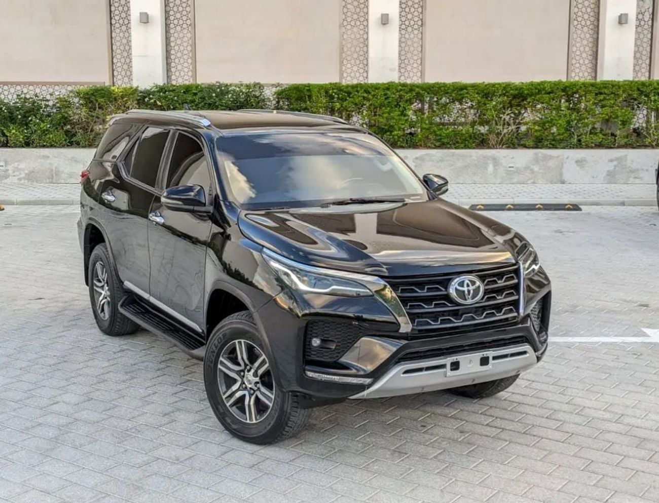 Toyota Fortuner Toyota Fortuner 2022MODEL GXR V6 4.0L petrol Engine Colour Black Transmission Automatic Interior Bro