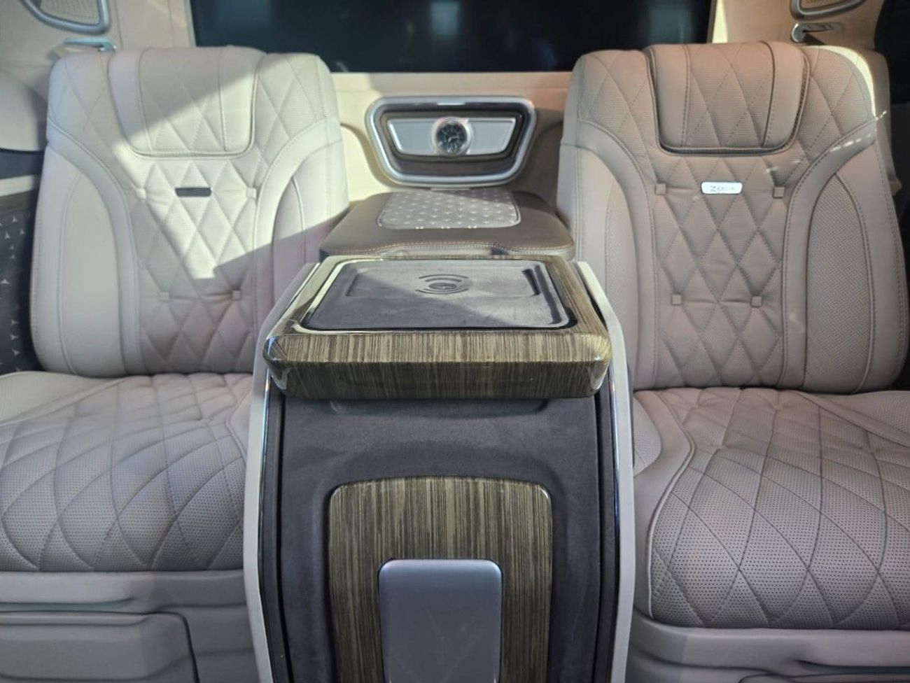 Mercedes-Benz V 250 2.0L in LEFT HAND DRIVE (LOCAL)