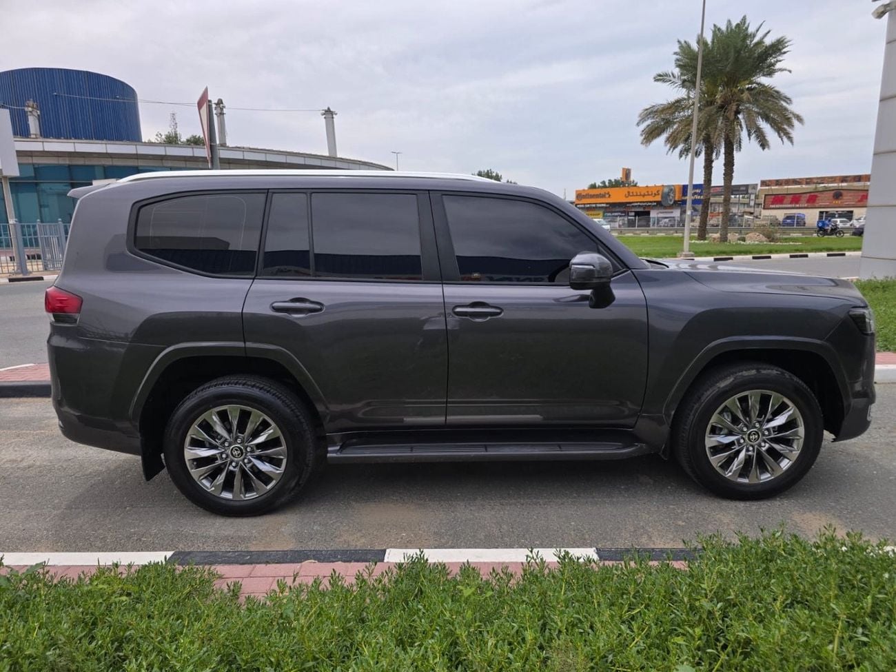 Toyota Land Cruiser GXR 4.0L