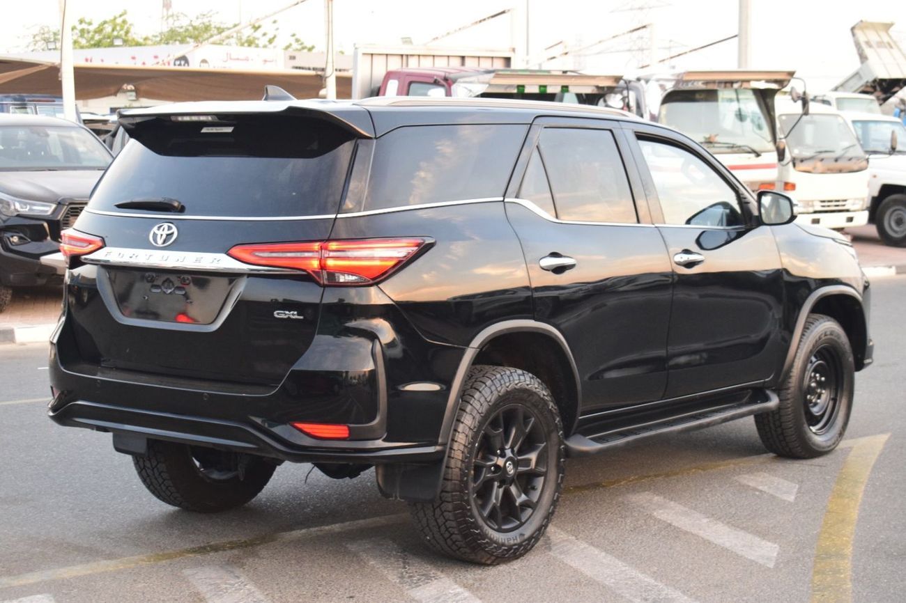 تويوتا فورتونر 2017 TOYOTA FORTUNER GXL