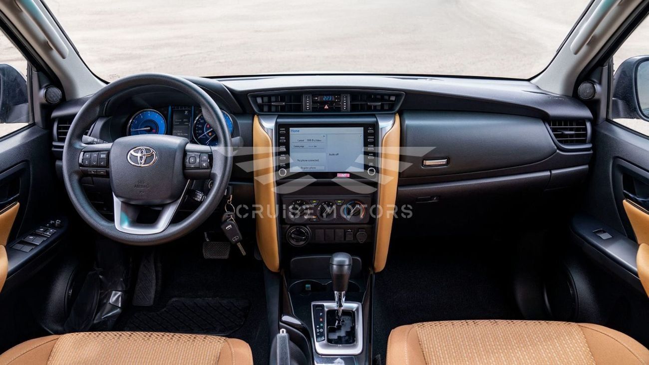 تويوتا فورتونر Automatic - 2.7L - Petrol - SUV/Crossoveer - Four Wheel Drive - 7 seats - 5 doors