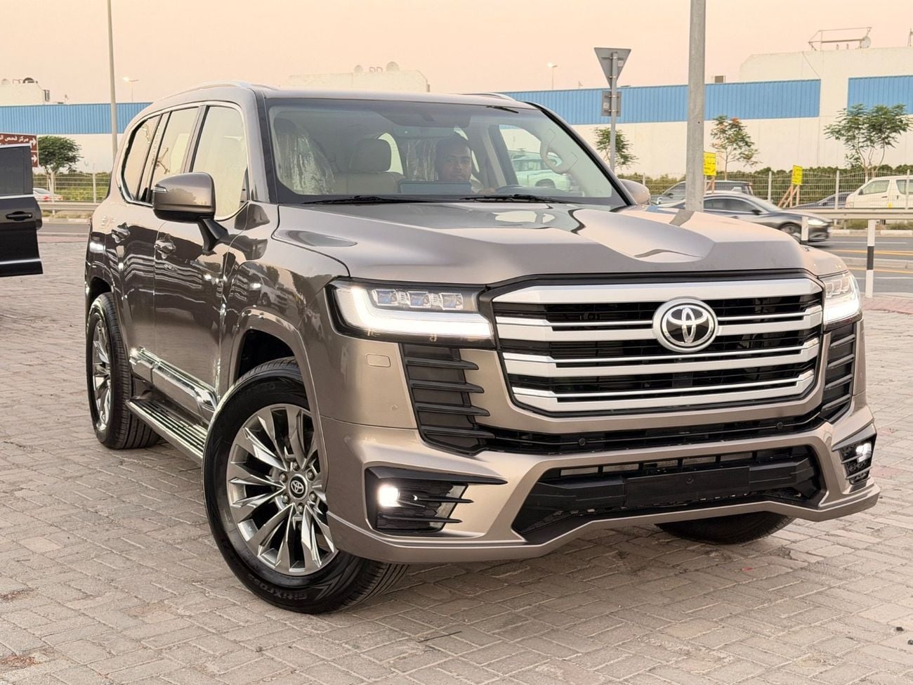 Toyota Land Cruiser GXR Landcruiser 2023 V6 LHD Petrol Full Option