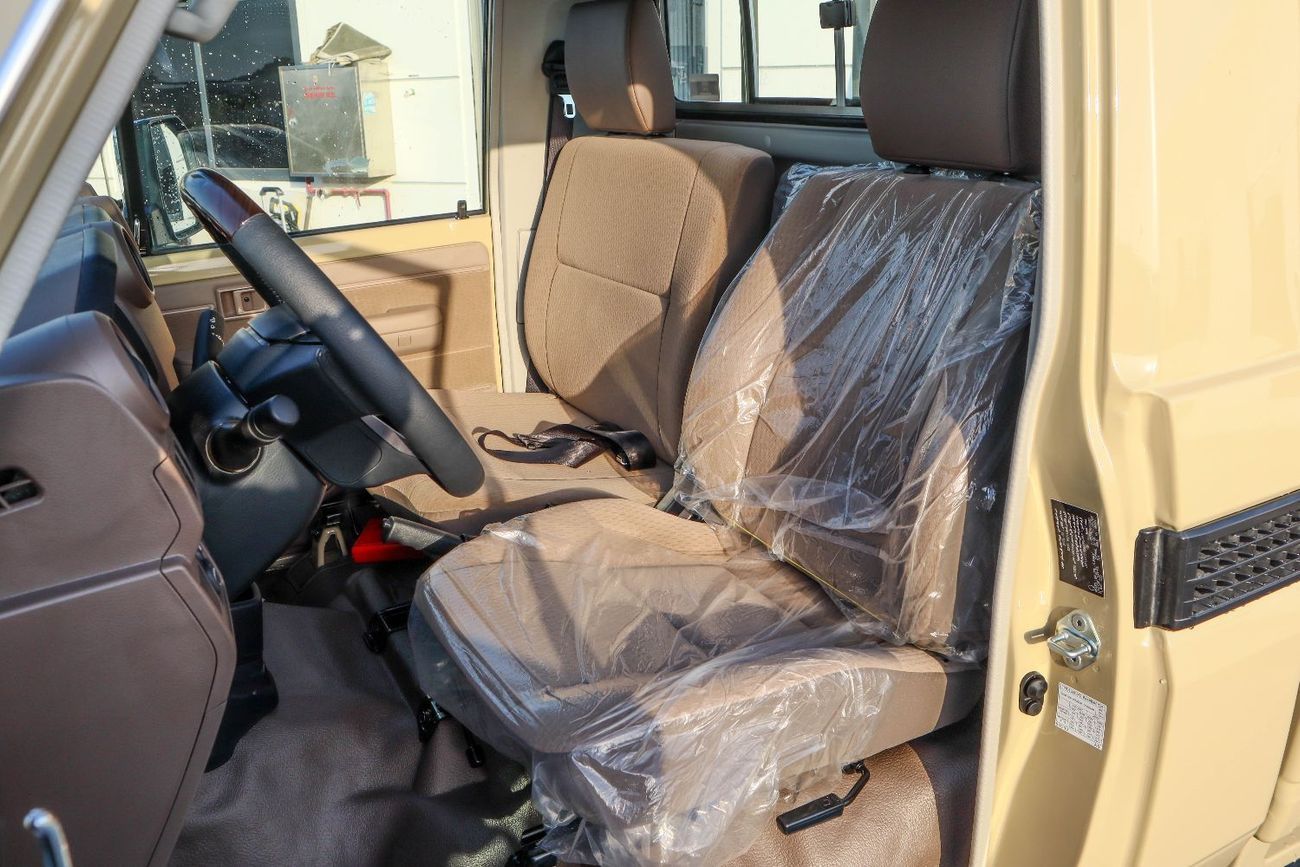 Toyota Land Cruiser Pick Up Std 4.0L Single Cab Utility 4WD 2025 Toyota Land Cruiser Single Cab 4.0L Manual