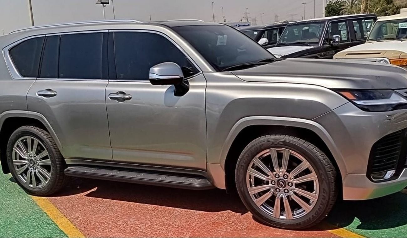 لكزس LX 600 VIP LEXUS LX 600 VIP LAUNCH EDITION
