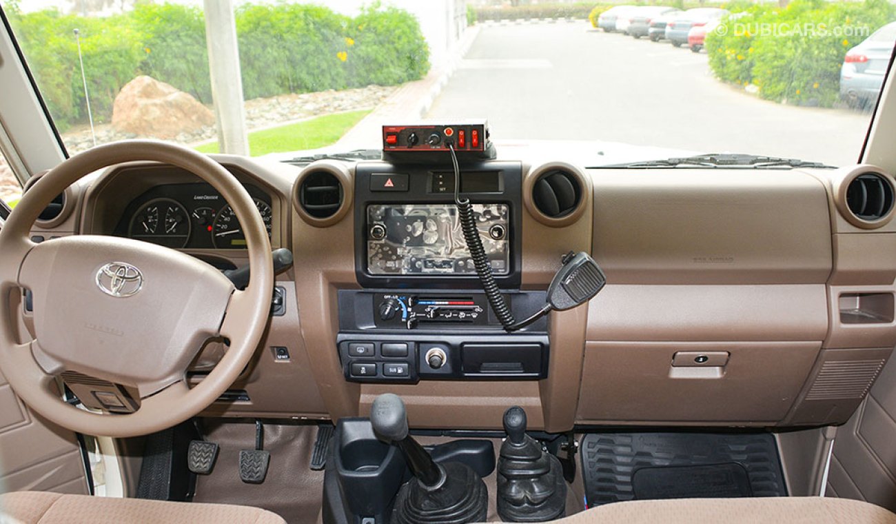 Toyota Land Cruiser Hard Top LX 78 4.5 T-DSL , WITH AMBULANCE EQUIPMENT