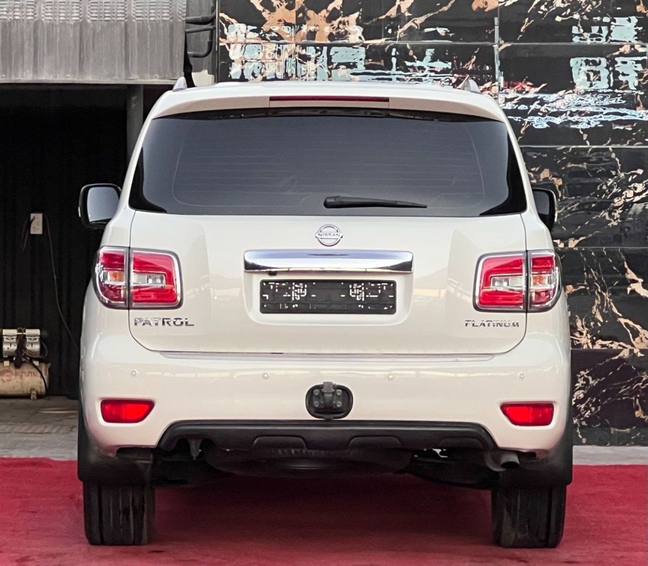 Nissan Patrol SE Platinum 5.6L