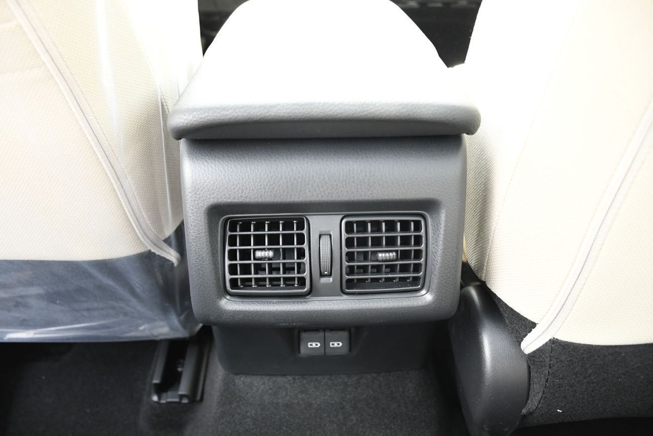 تويوتا كامري 2.5L LE HEV With Panoramic (Ready Stock)