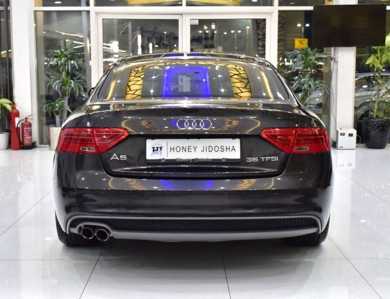 أودي A5 EXCELLENT DEAL for our Audi A5 35TFSi S-Line Coupe ( 2015 Model ) in Grey Color GCC Specs