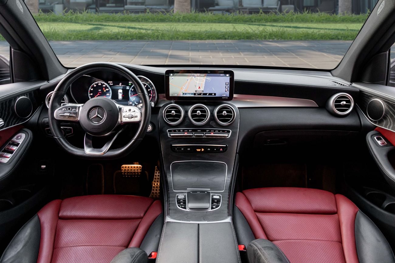 Mercedes Benz GLC 300 GLC 200 AMG 4MATIC GLC 200 AMG | 2,644 P.M | 0% Downpayment | UNDER WARRANTY!