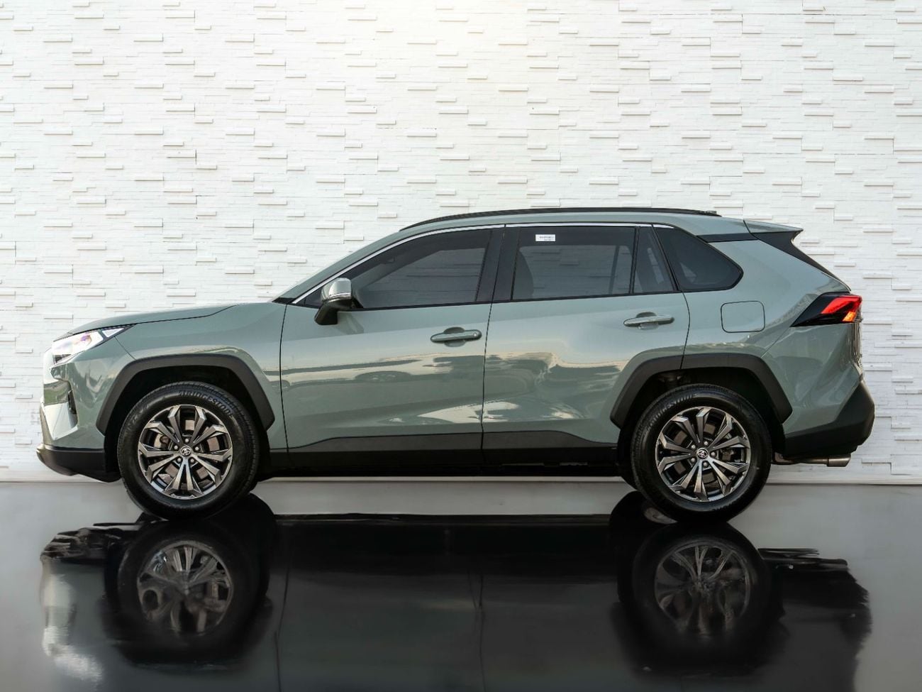 Toyota RAV4 2.5L (2WD) VX