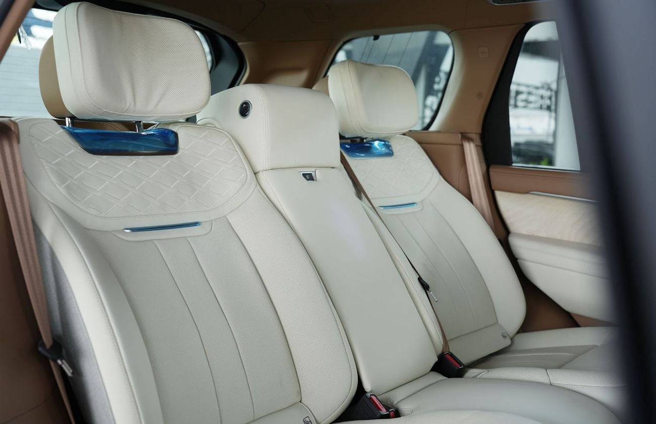 Land Rover Range Rover SV LWB P530 Korean Specification | Export Price| For Local Registration