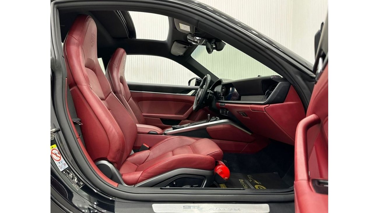 Porsche 911 2020 Porsche 911 Carrera, April 2025 Warranty, Full Service History, GCC