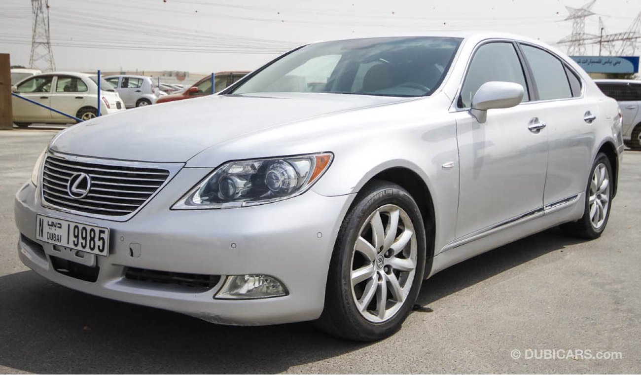 Lexus LS460