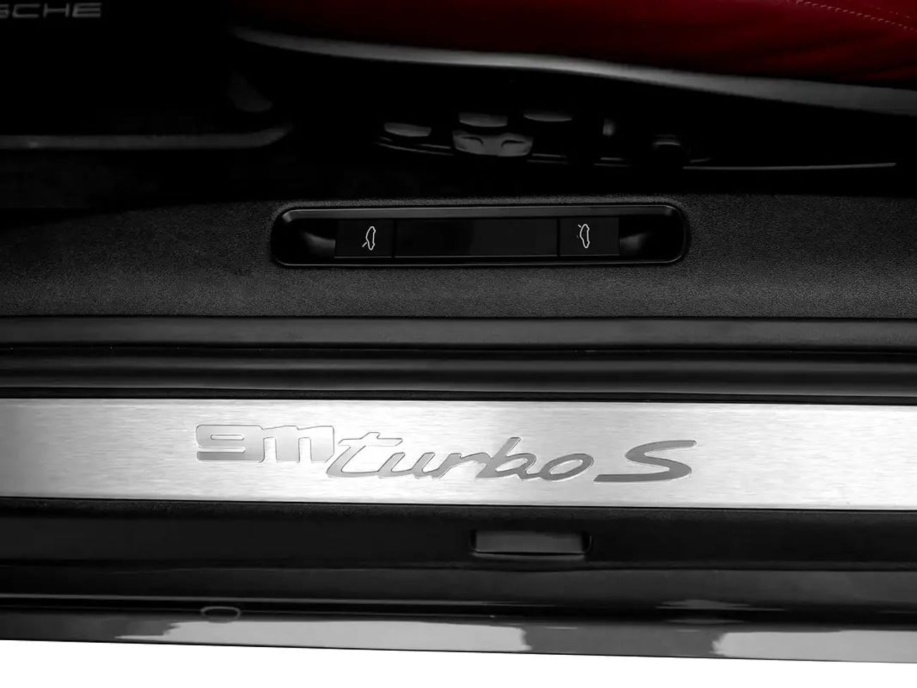 Porsche 911 Turbo S 3.8L (640 HP) Coupe Turbo S With Warranty