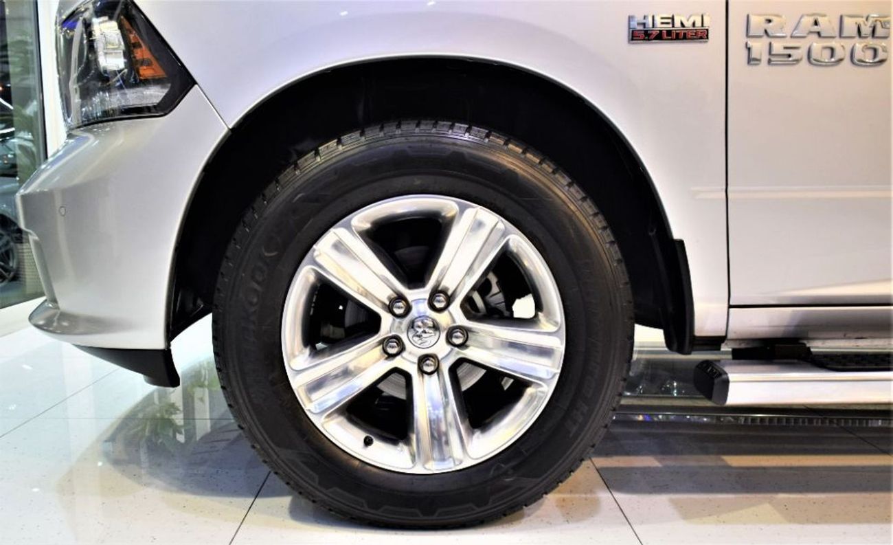 RAM 1500 ORIGINAL PAINT*AGENCY WARRANTY* 20,000 KM!! Dodge Ram 1500 4x4 5.7L HEMI 2017 Model!! in Silver Colo