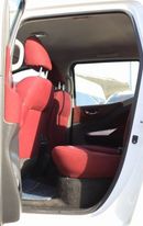 Nissan Navara Std 2.5L 4WD A/T Nissan Navara 4WD 2019 GCC Original Paint accident-free in excellent condition 1175