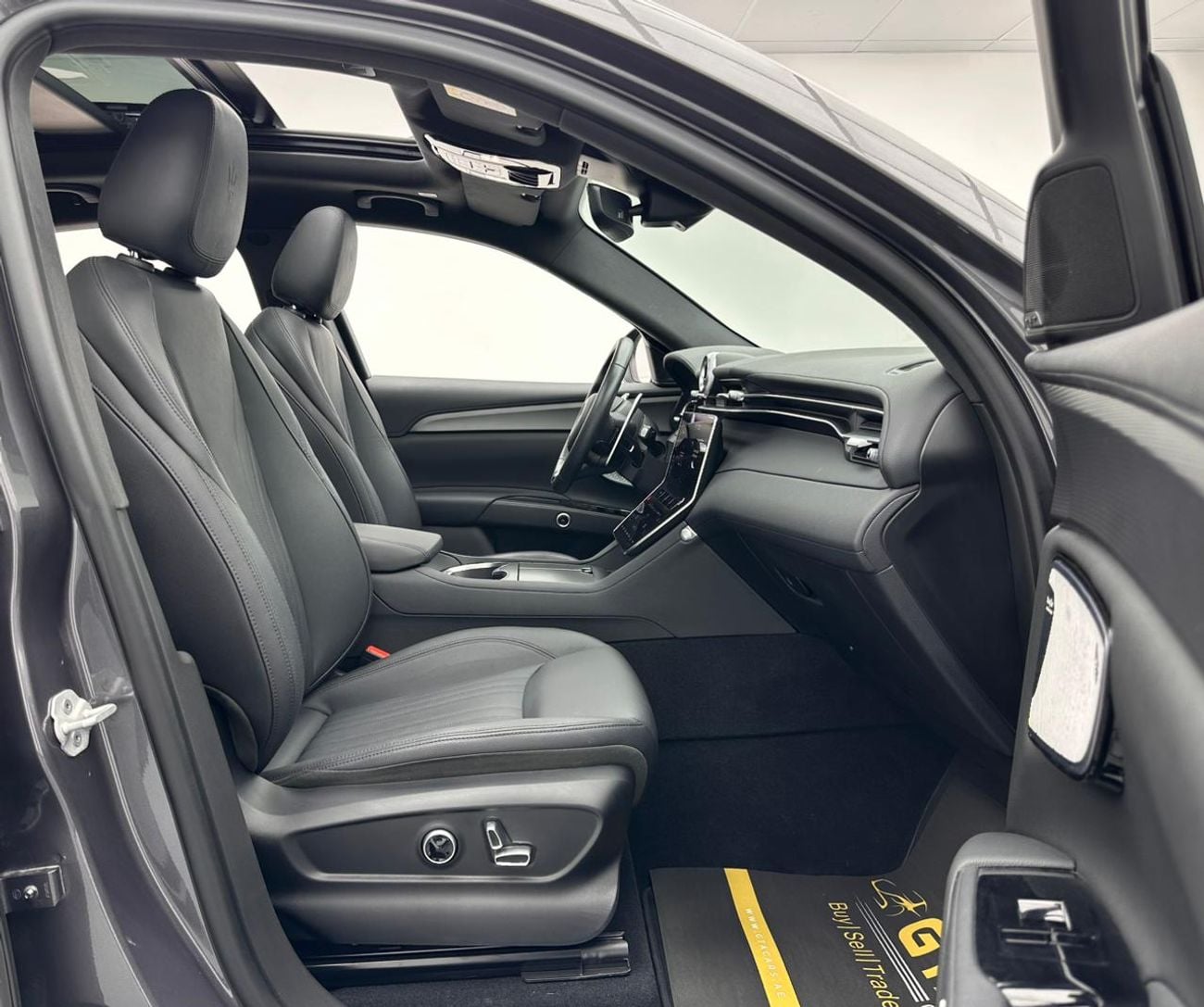 Maserati Grecale 2024 Maserati Grecale GT, Jan/2027 Maserati Warranty, Maserati Full Service History, GCC