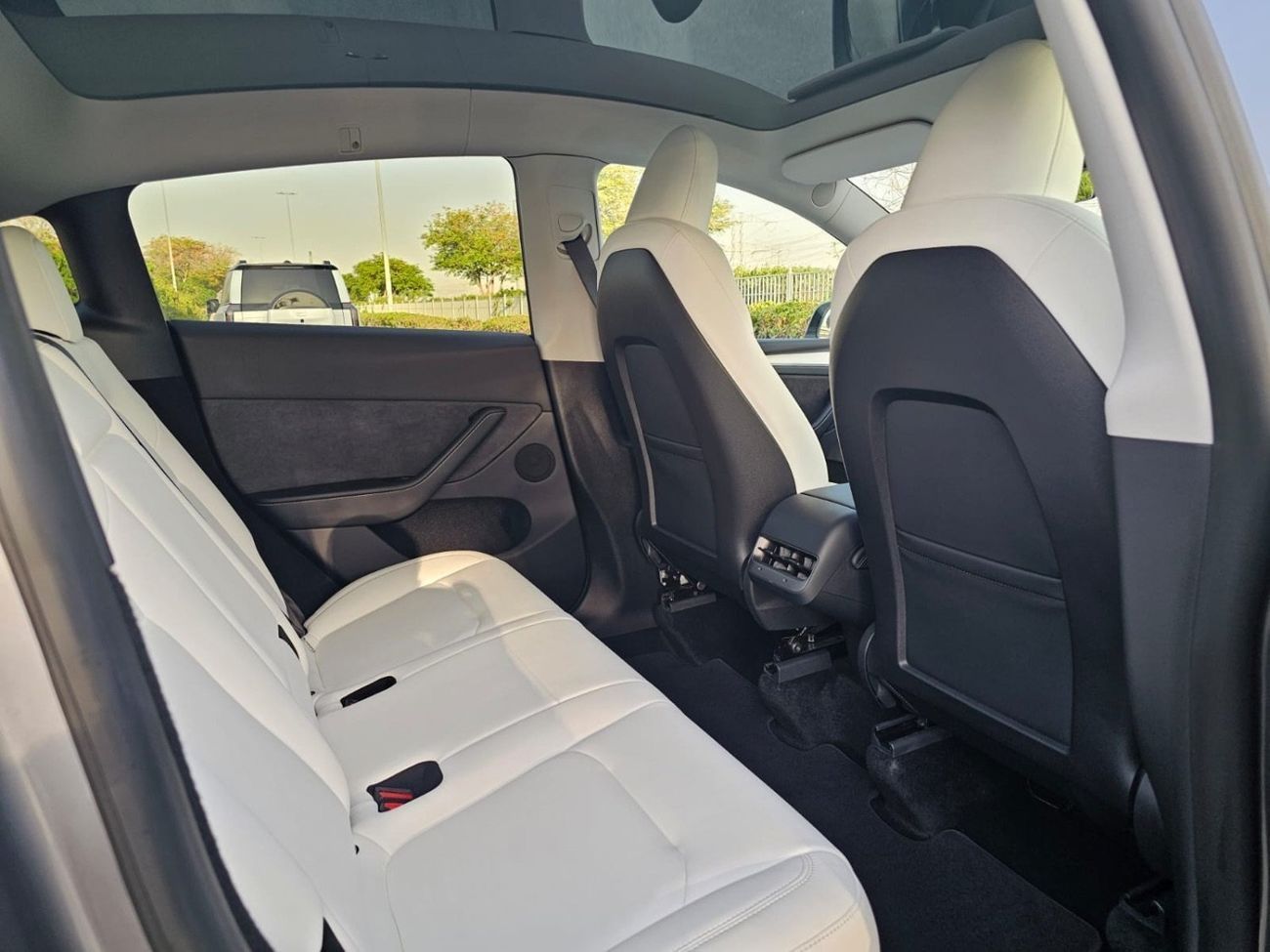 تسلا موديل Y Performance (AWD)