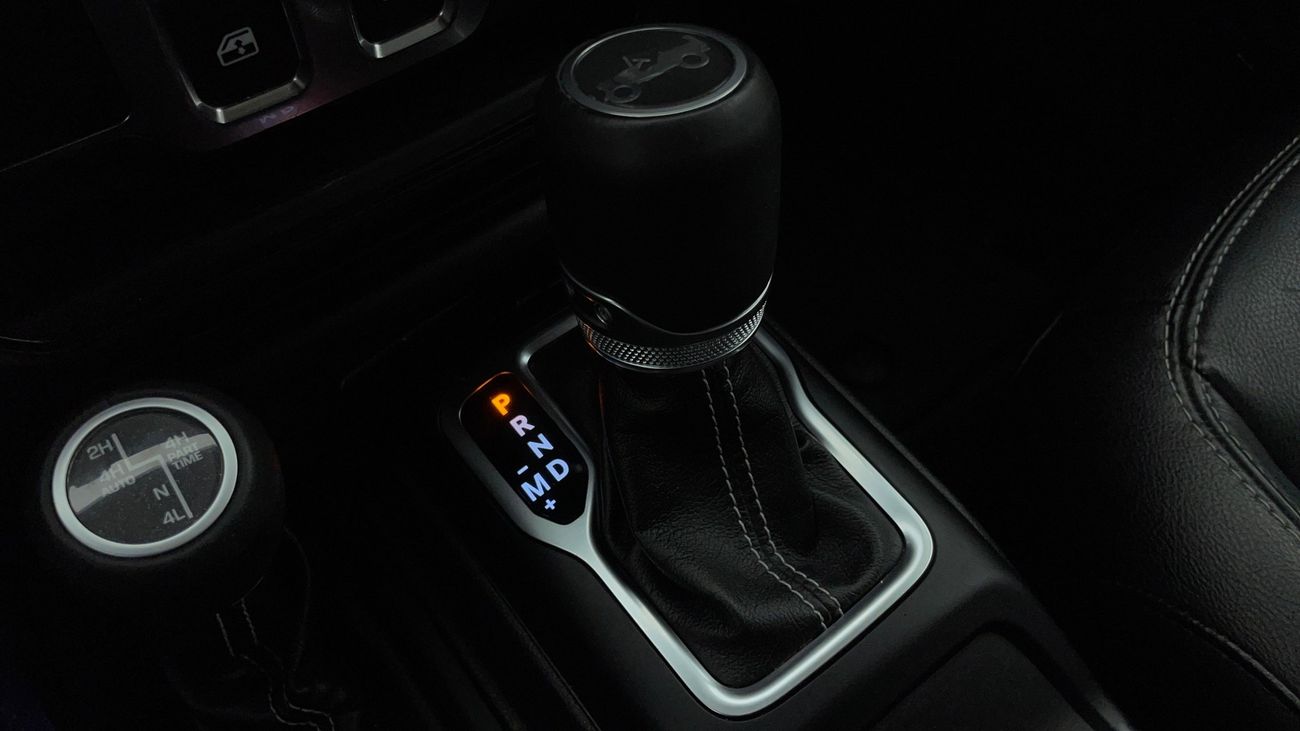 جيب رانجلر SAHARA 3.6 | بدون دفعة مقدمة | اختبار القيادة في المنزل