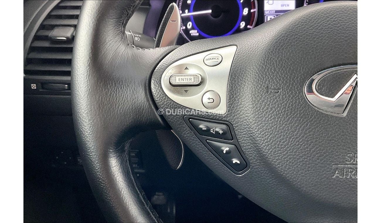 Infiniti QX70 Sport Luxury