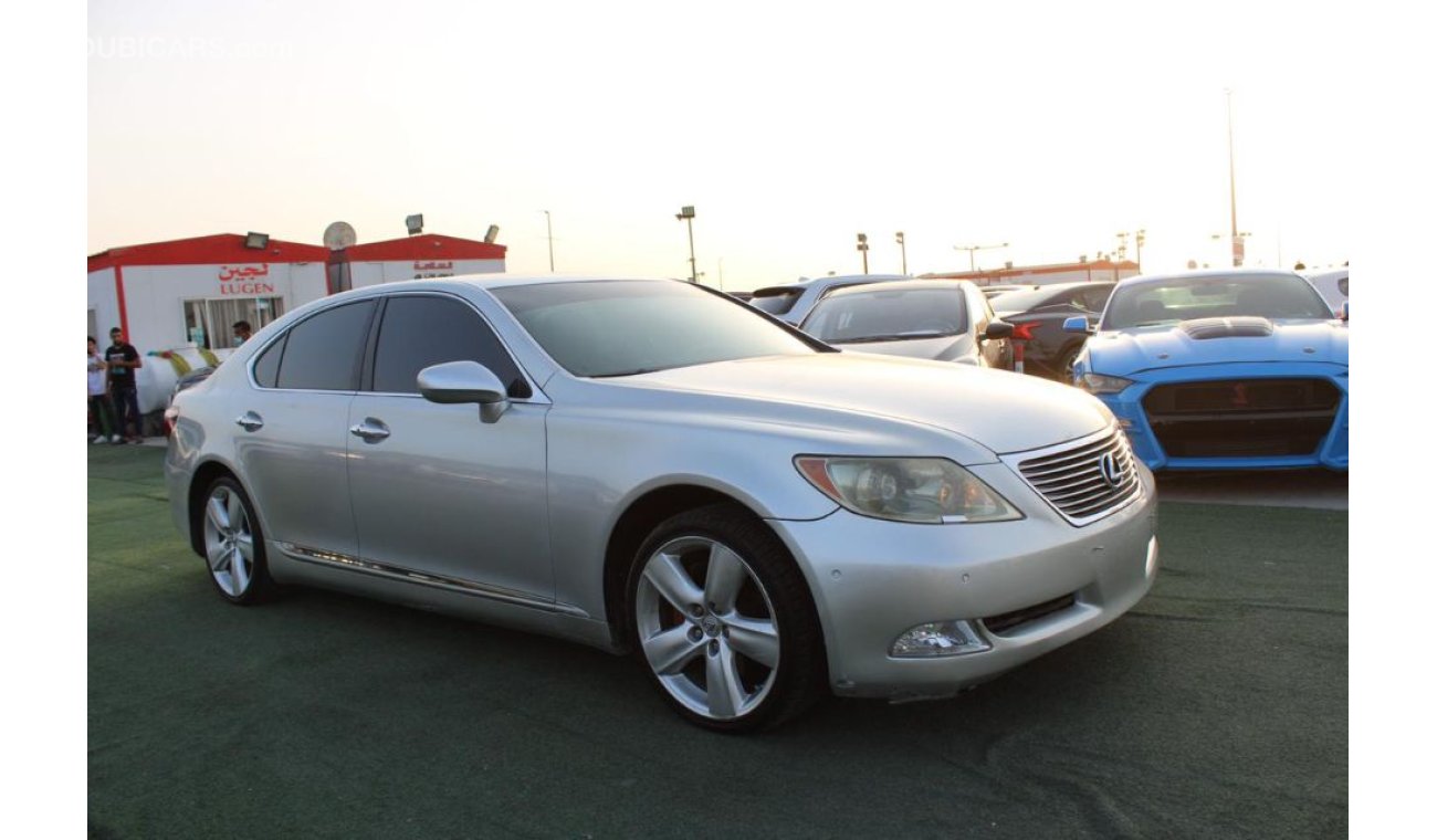 Lexus LS460 Lexus Ls460 model 2007 short