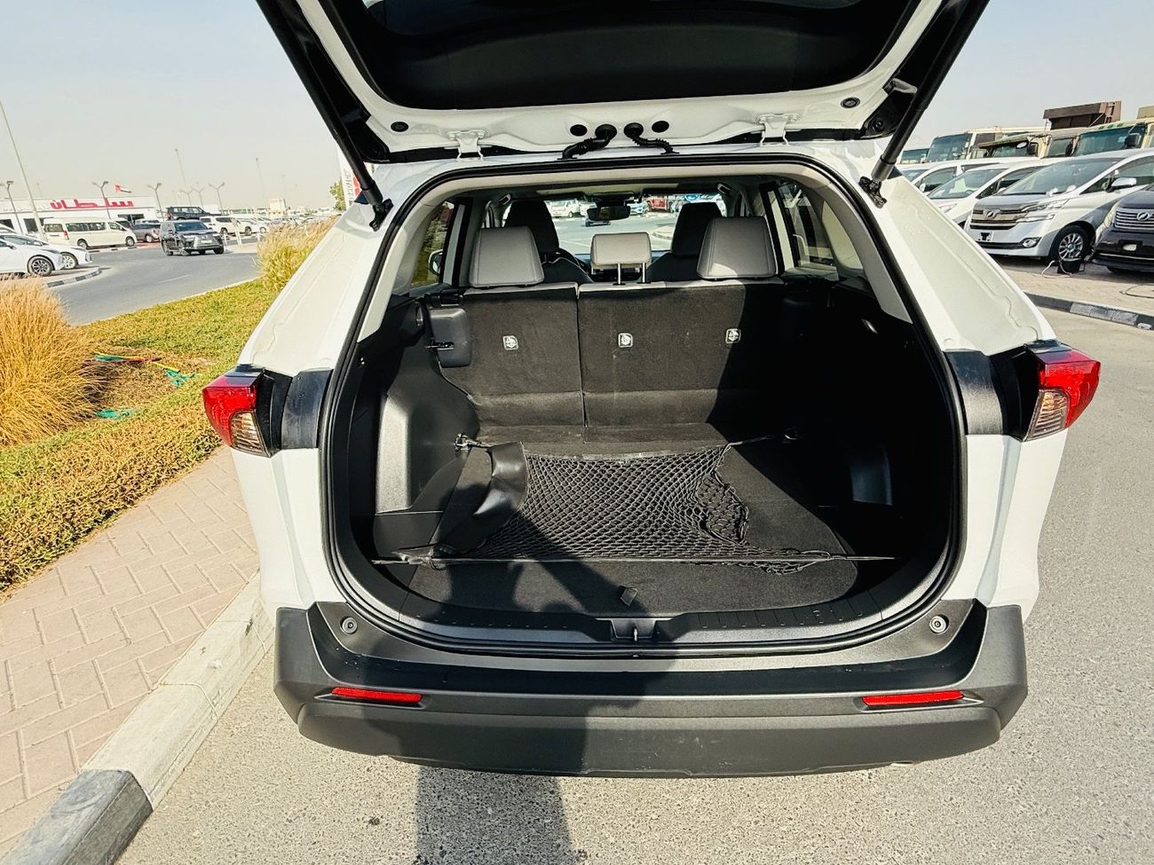 Toyota RAV4 Toyota RAV4 XLE premium