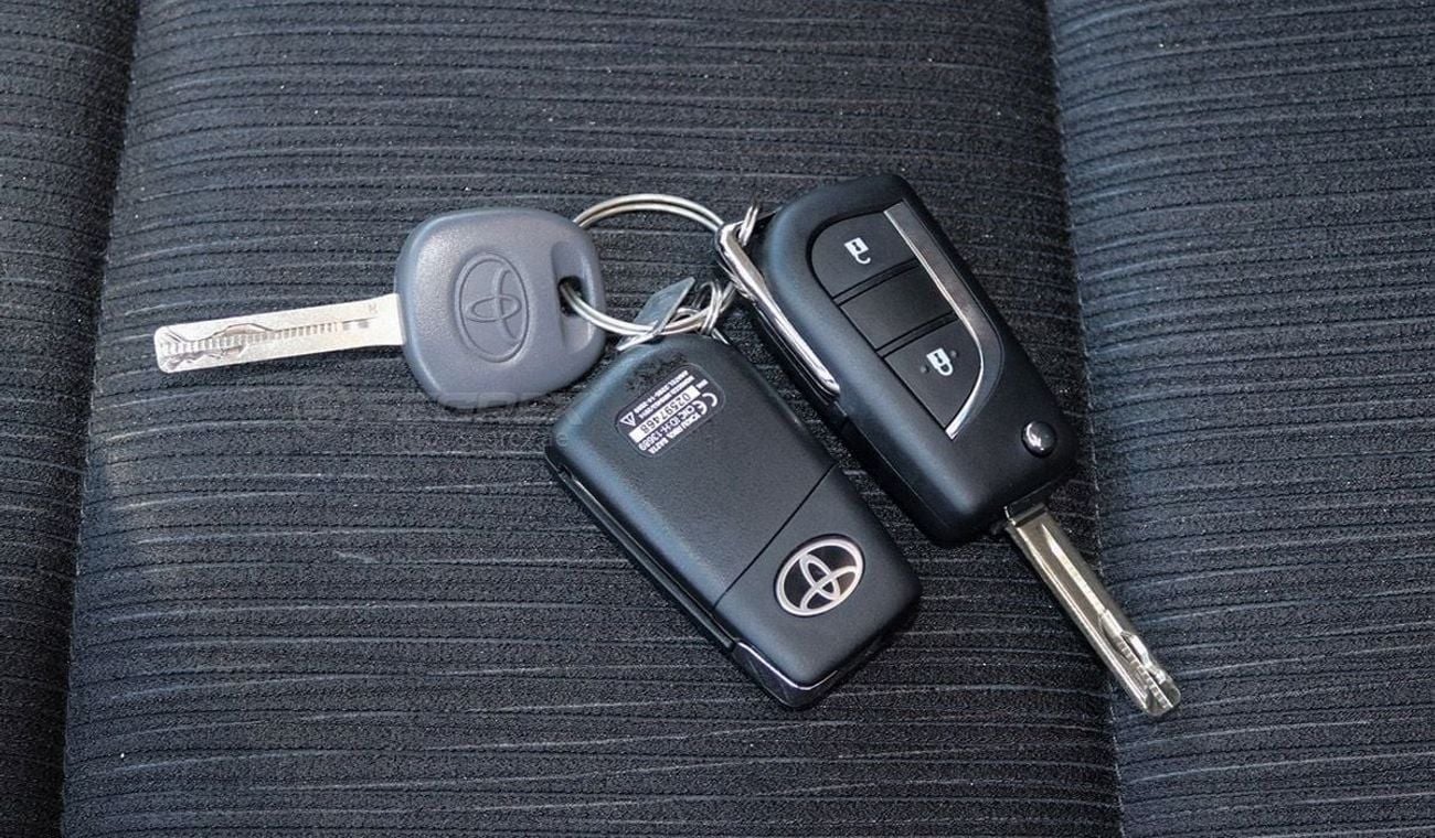 تويوتا هيلوكس 2025, Toyota Hilux DC, 2.7L Petrol, 2WD 6A/T