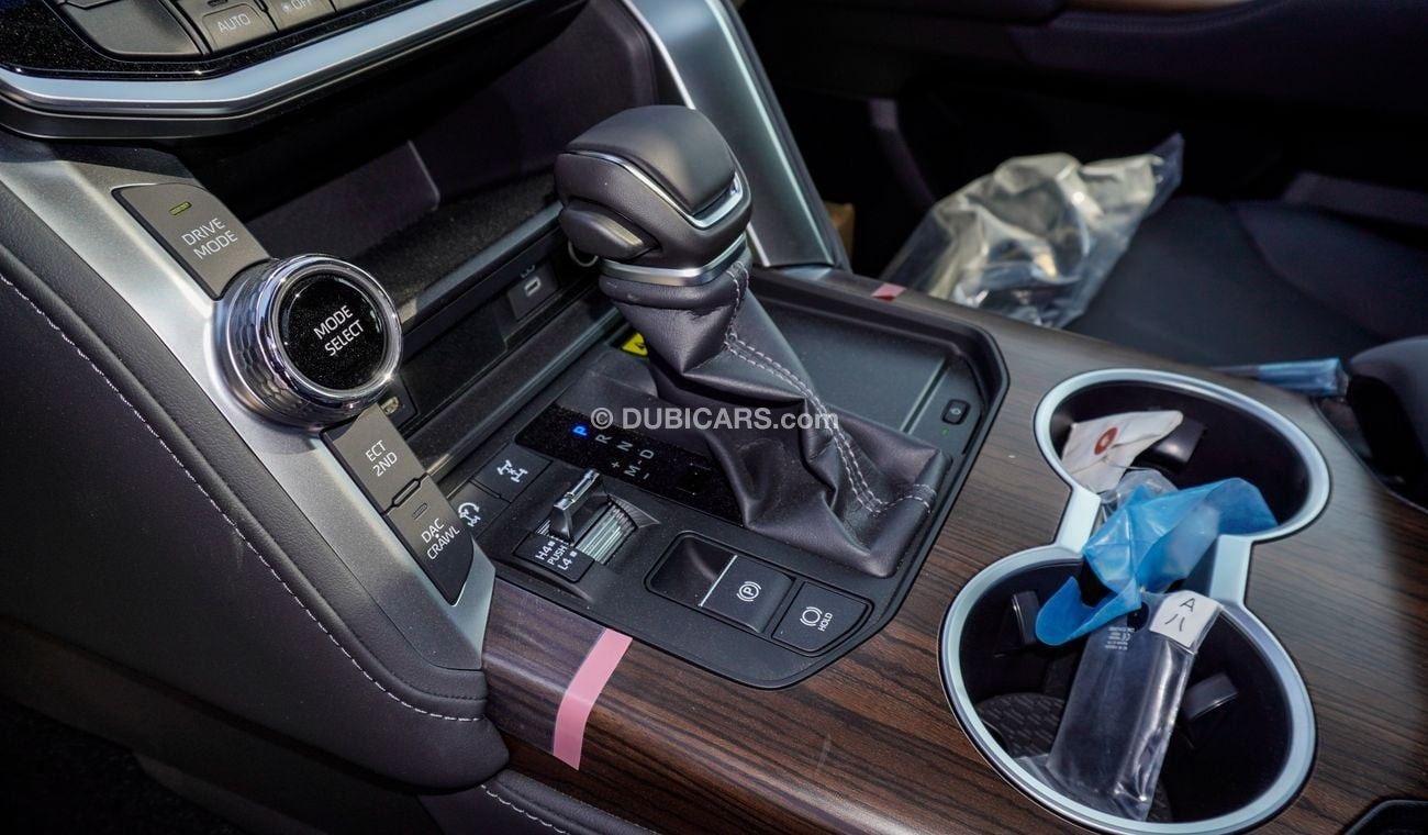 Toyota Land Cruiser GXR Twin Turbo 3.5 L V6