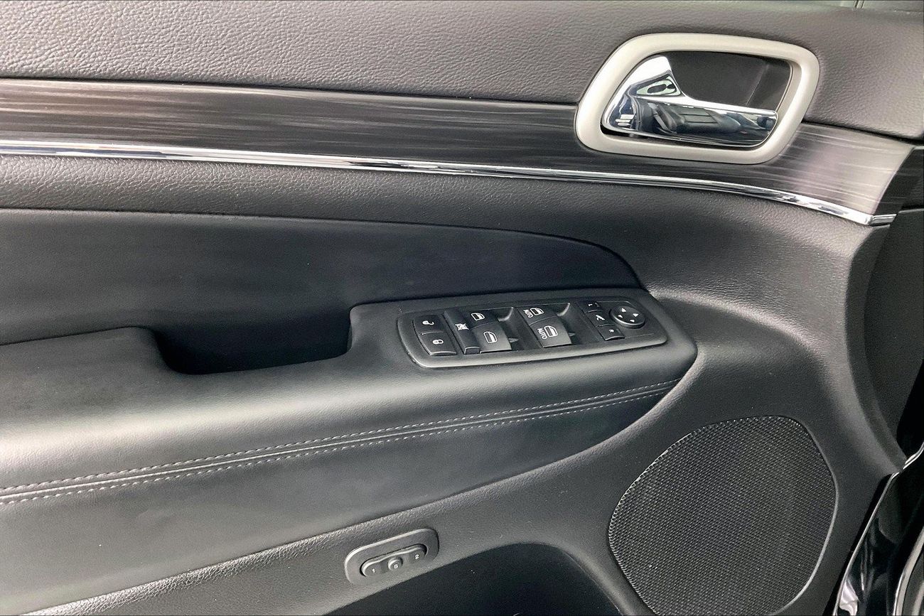 RAM 1500 Limited Crew Cab| 1 year free warranty | Exclusive Eid offer