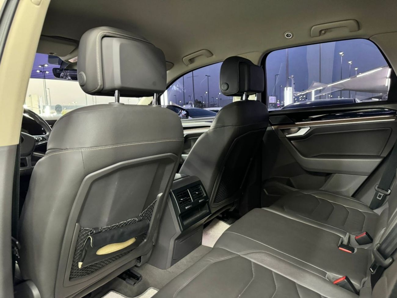 Volkswagen Touareg SE Volkswagen touareg Model 2018 GCC SPECS ORIGINAL paint no accident