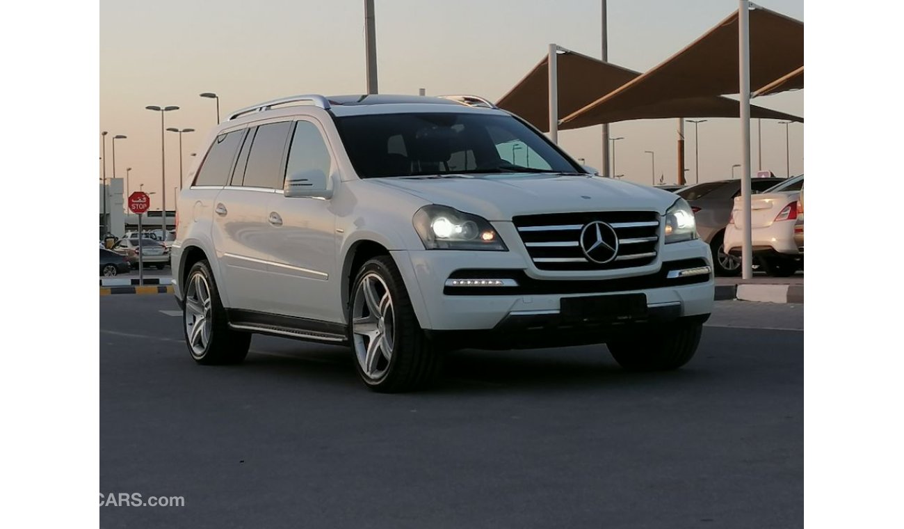 Mercedes-Benz GL 500 Mercedes GL 500 2012 Gcc Specefecation Very Clean Inside And Out Side Without Accedent Full Option N