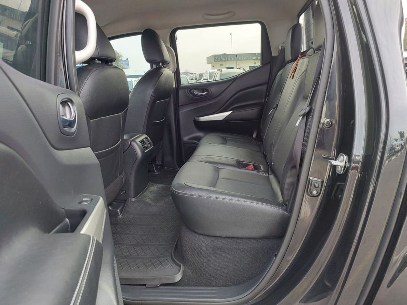 Nissan Navara NISSAN NAVARA PICK UP RHD 2020 MODEL 2.3 L DIESEL AUTOMATIC(PM71719)