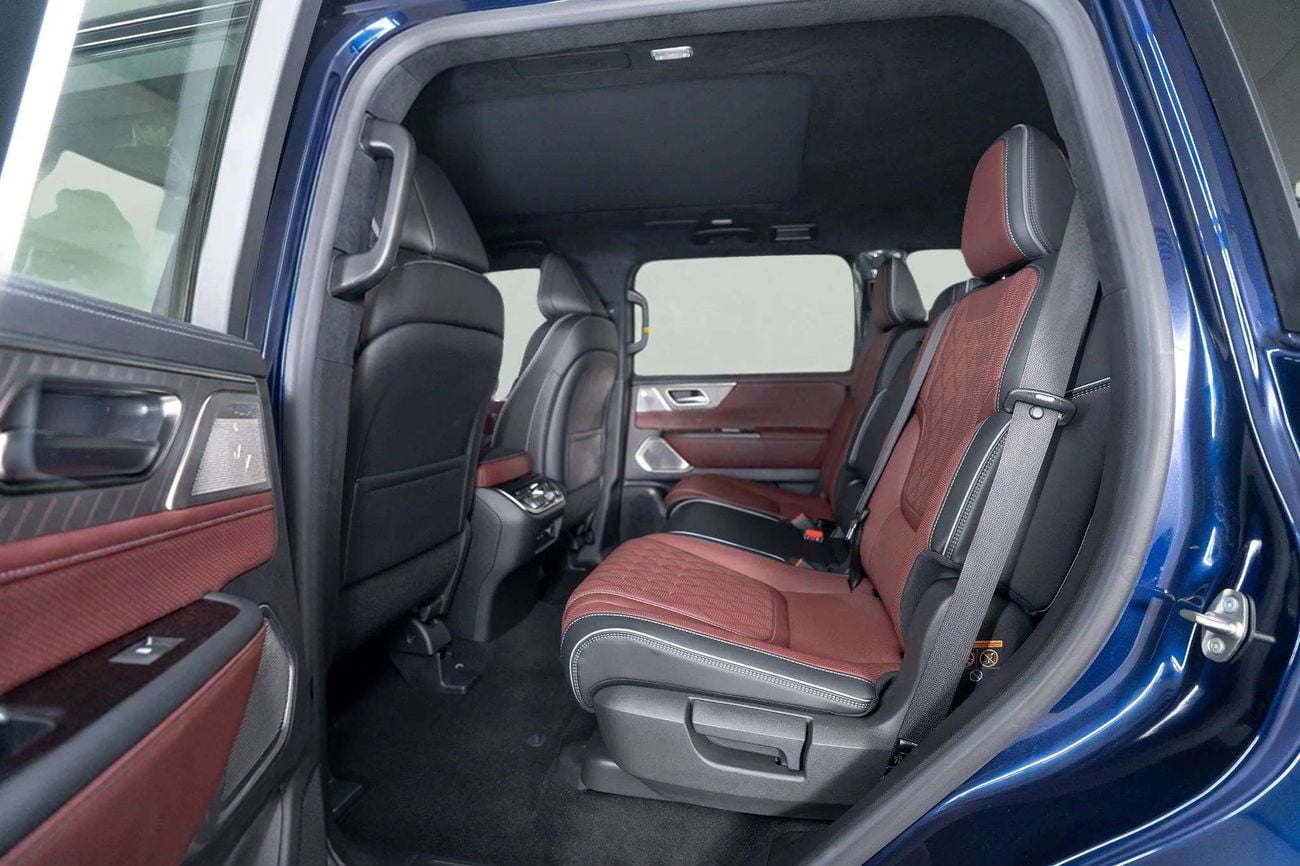 إنفينيتي QX80 AUTOGRAPH CAPTAIN CHAIRS AUTOGRAPH 3.5