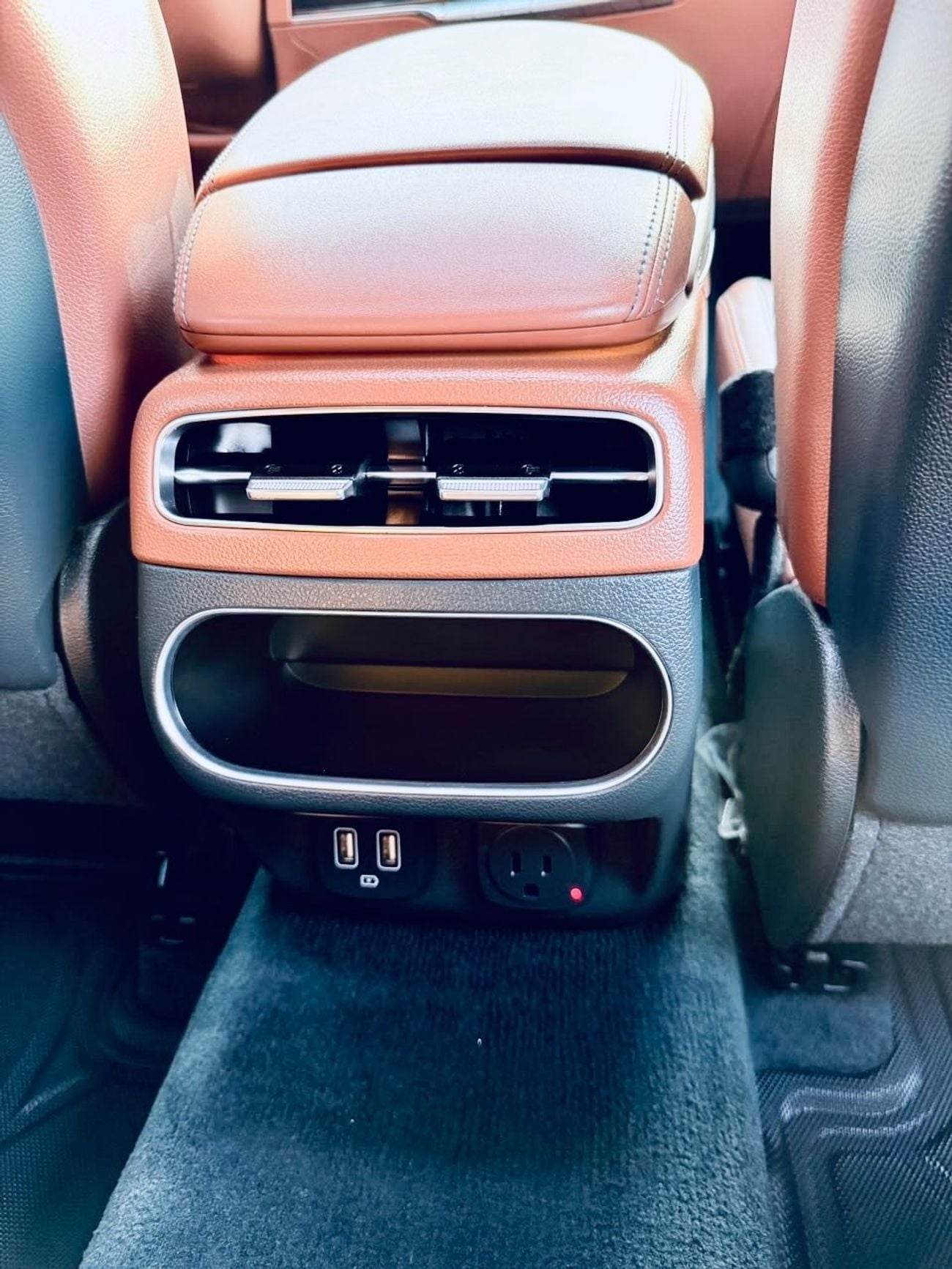 Genesis GV70 PLATINUM LHD