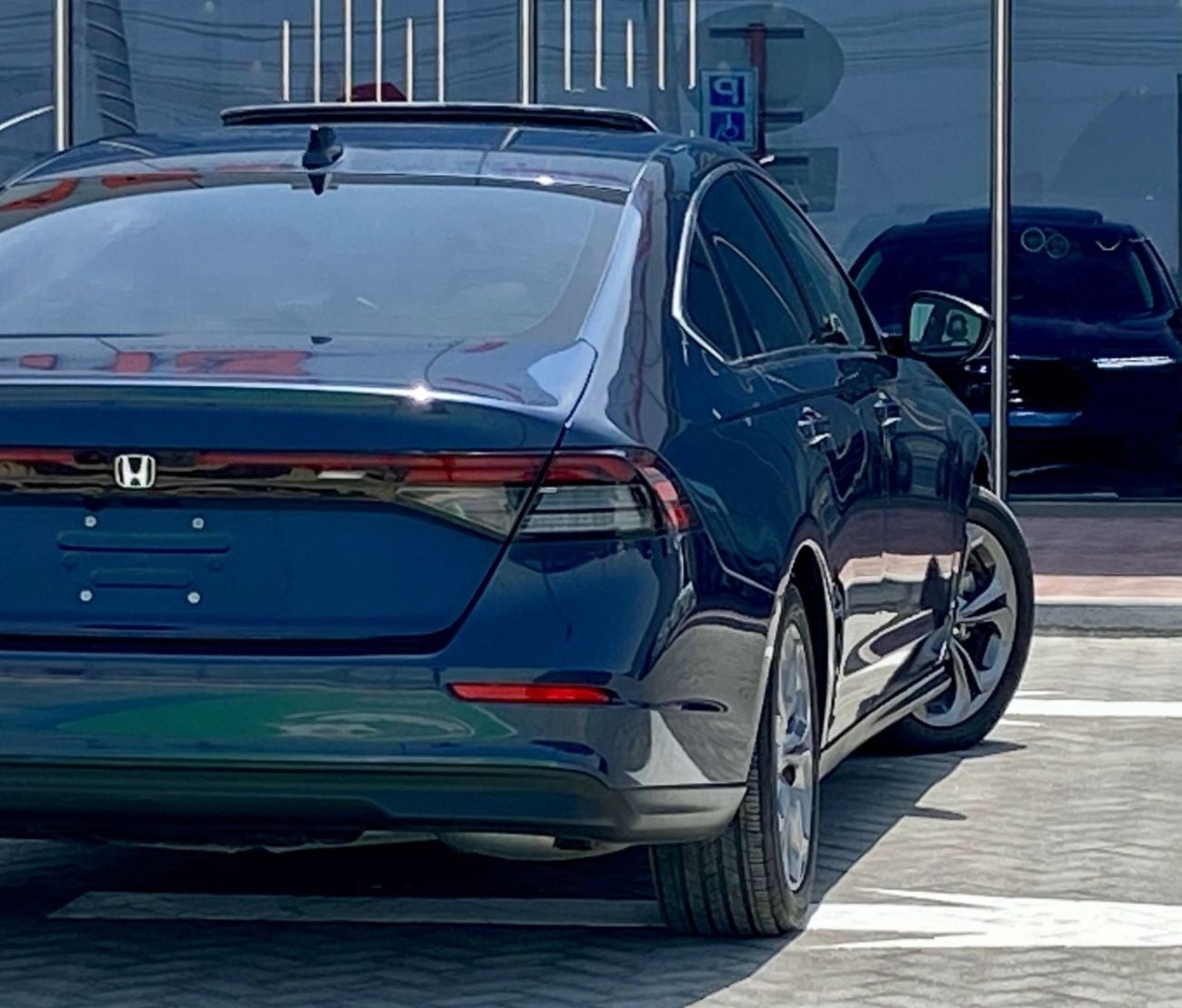 Honda Accord 1.5L EXL Turbo Sport 1079-MONTHLY l 1.5T l SUNROOF | CRUISE | LEATHER SEATS l WARRANTY