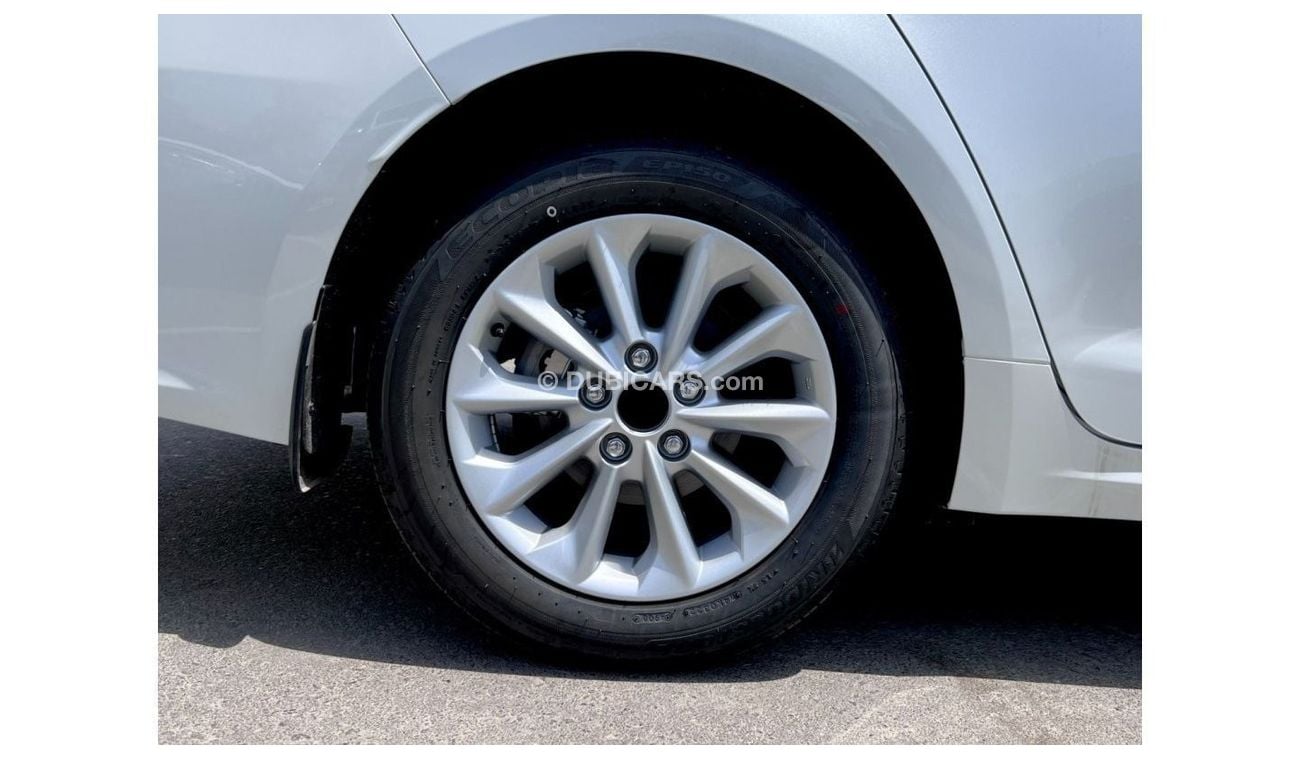 Toyota Corolla TOYOTA COROLLA 1.8 AT WHITE 2023  * EXPORT ONLY *