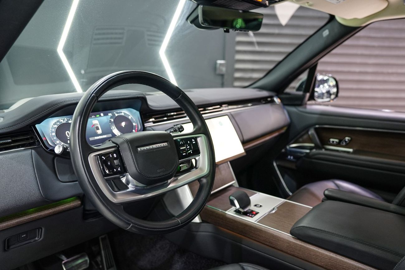 Land Rover Range Rover HSE P400 3.0L Vogue, Panoramic Roof, Dealer Warranty!!