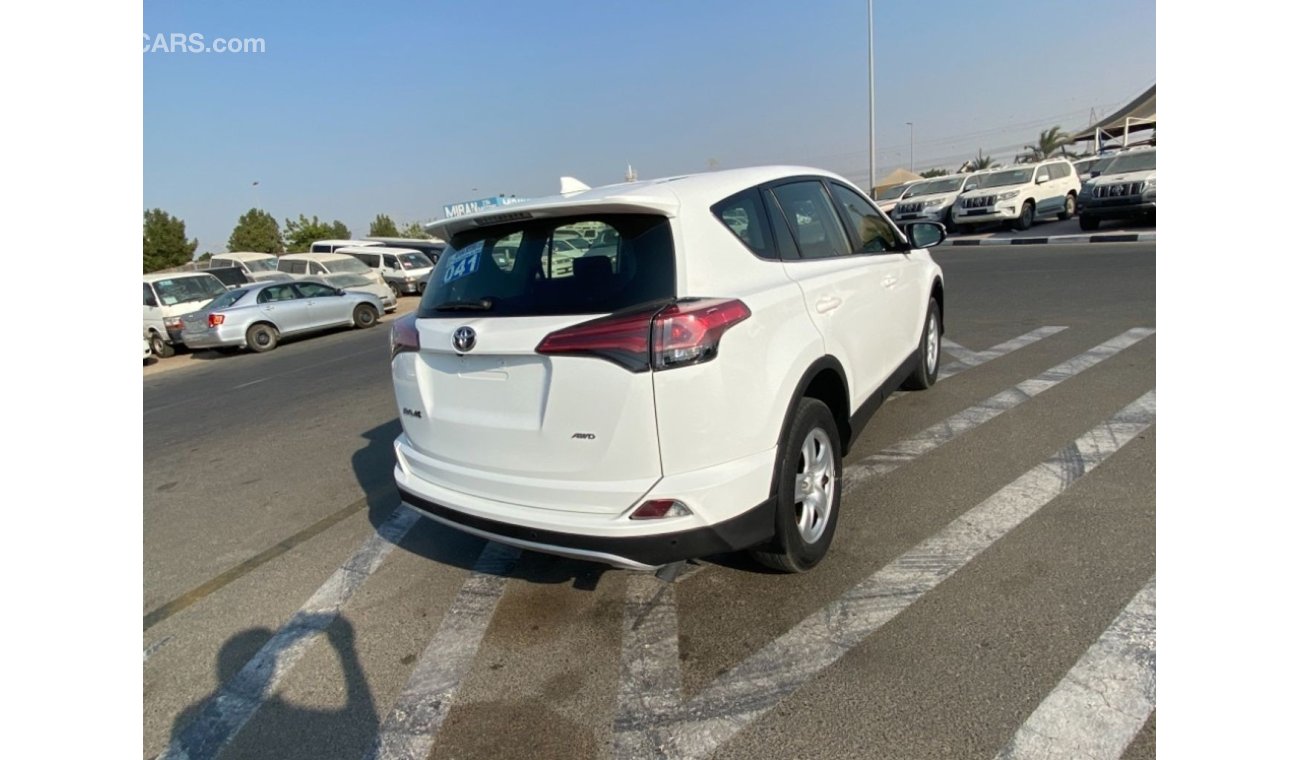 تويوتا راف ٤ Full option clean car Right Hand Drive