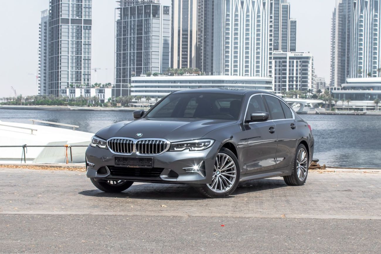 بي أم دبليو 320 Luxury Line