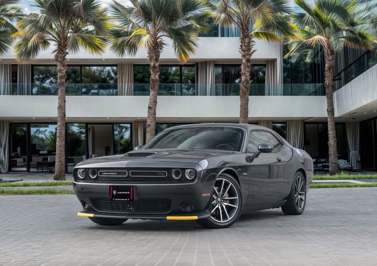 Dodge Challenger Challenger RT | 3,721 P.M | 0% Downpayment | Immaculate Condition!