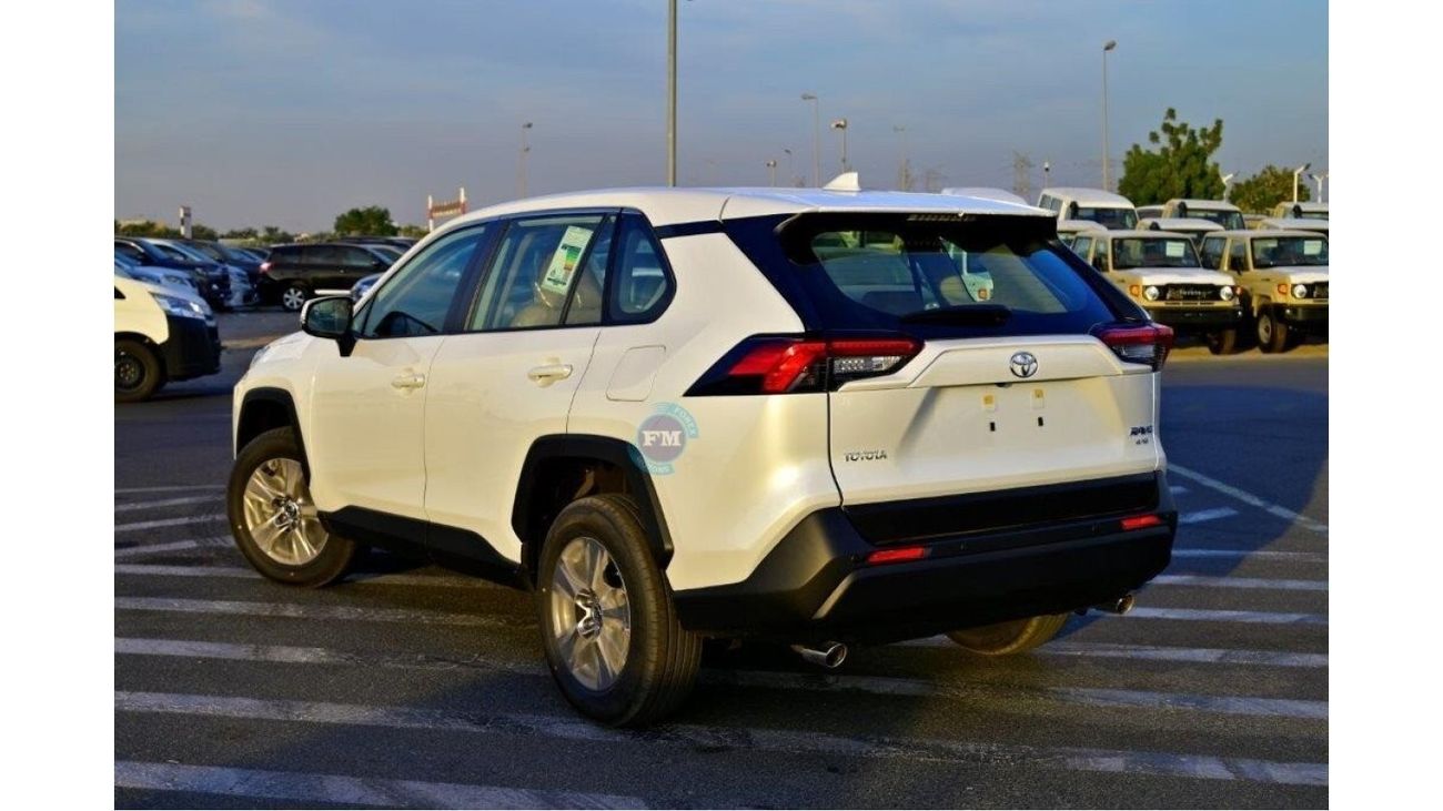 تويوتا راف ٤ LE