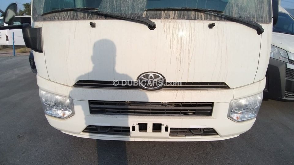 New Toyota Coaster COSTER 4.2L 23SET 2023 for sale in Dubai 671031