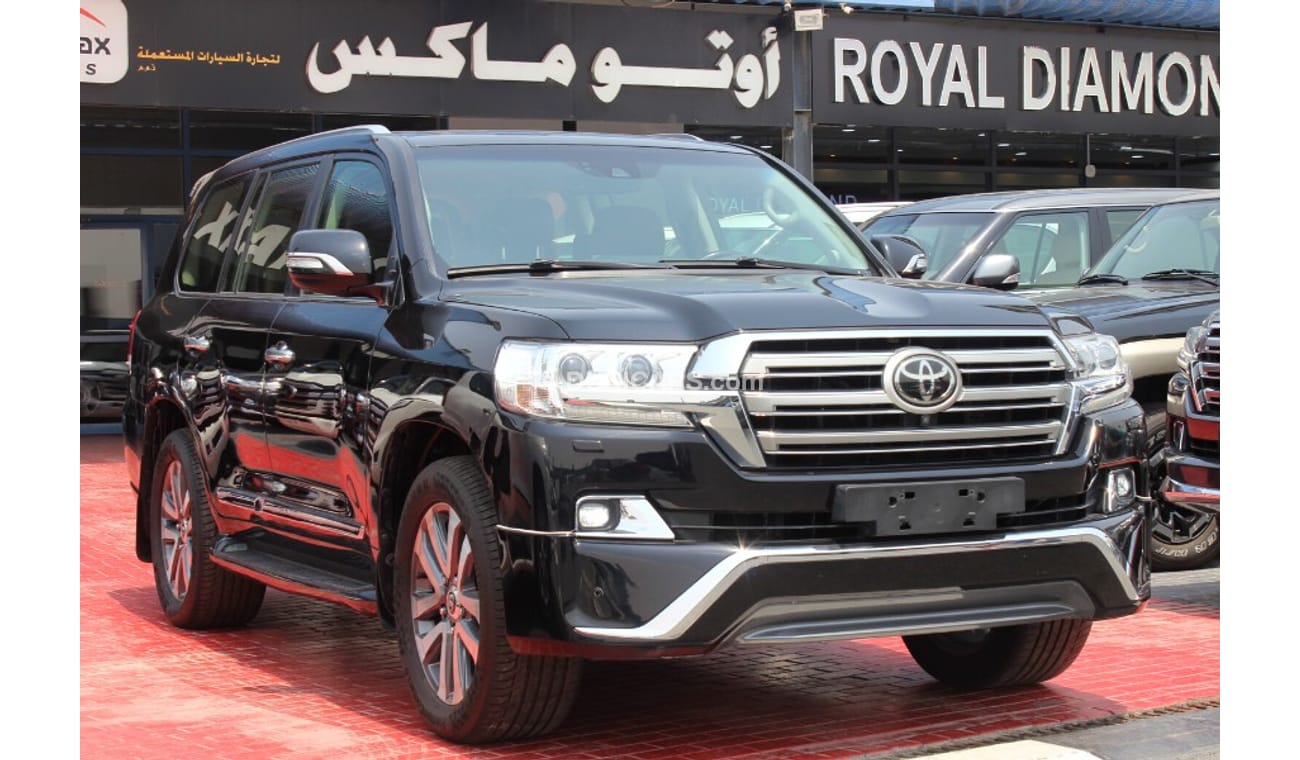Toyota Land Cruiser (2016) VXR V8 5.7, GCC