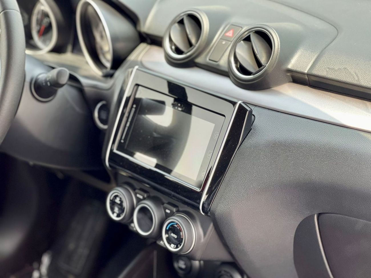 Suzuki Swift Suzuki Sweft GLX 1.2 Full 2024 Read Color